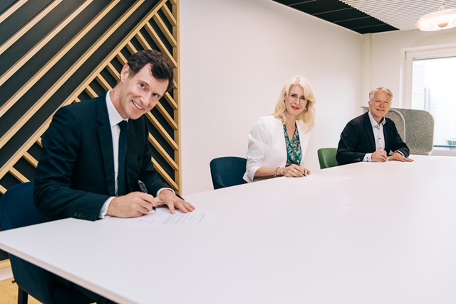 Invest-NL - signing (Gaby Jongenelen Fotografie)